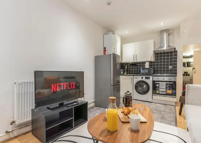 Lovely 2 Bedroom Flat, North Ldn